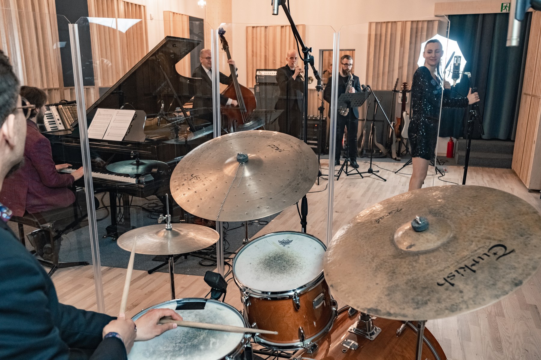 Exclusive Music Jazz Band — zdjęcie zespołu